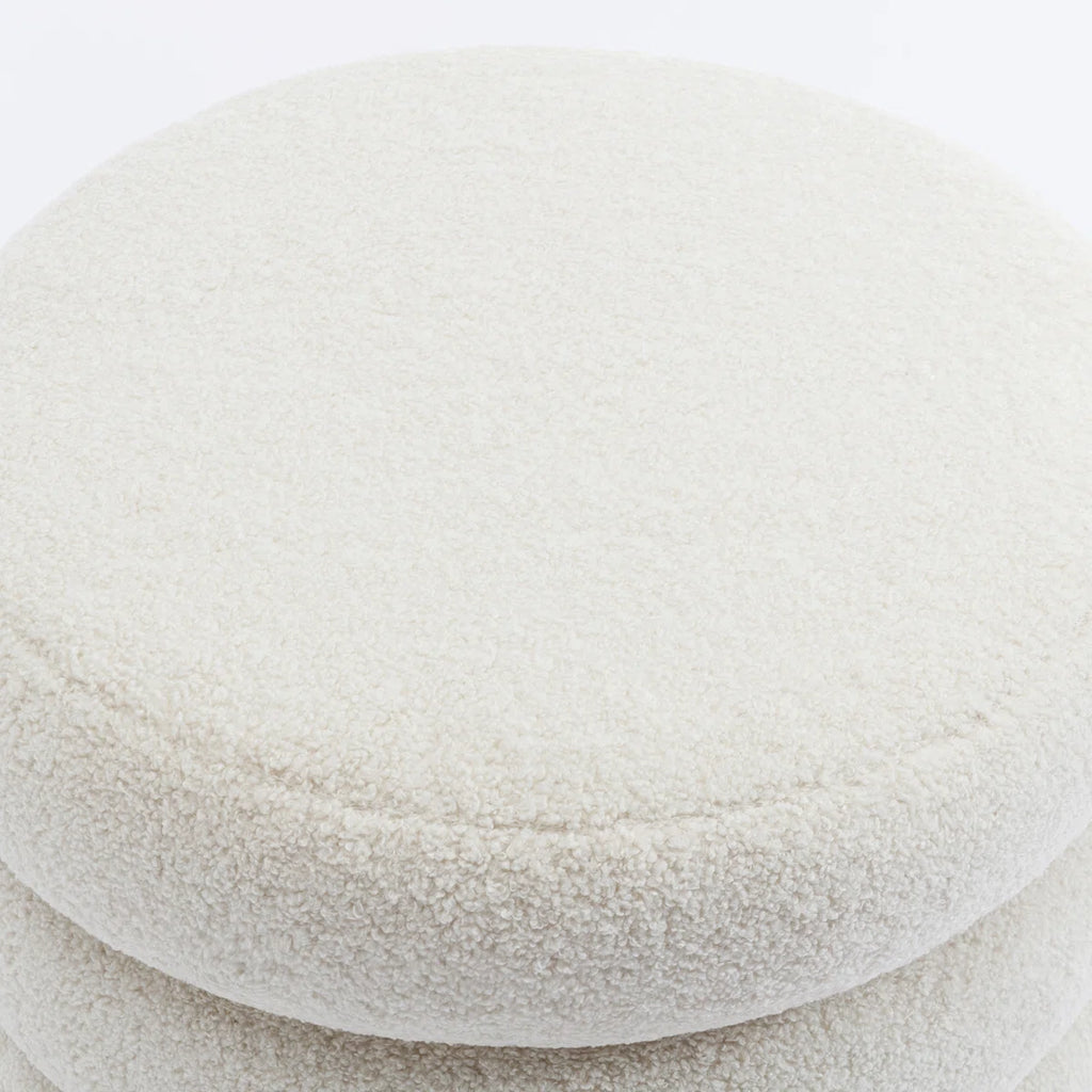 Alvare™ | Ottomana redonda tapizada con almacenamiento