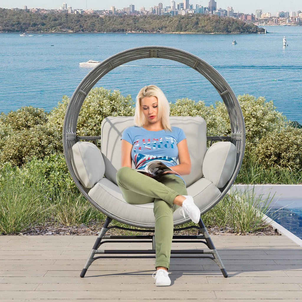 Ambiente™ | Silla tipo huevo de mimbre para patio